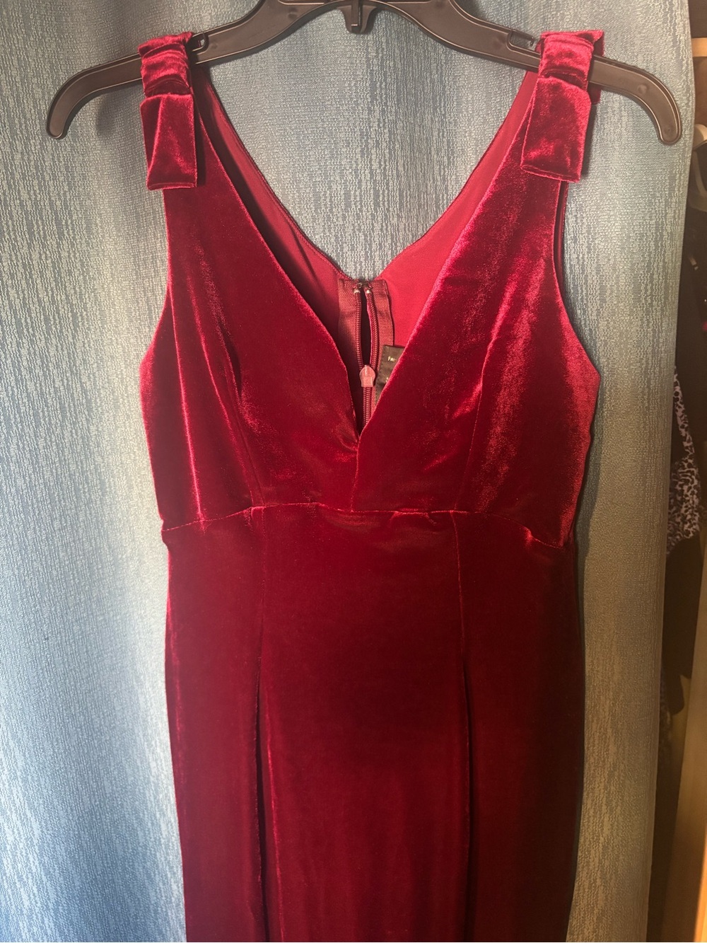 Pinup Girl Laura Byrnes Velvet Red Gilda Dress - Picture 12 of 13